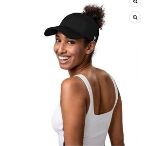 Top Knot Women's Fitted Baseball Hat Magnetic Ponytail Opening Size M/L MSRP $38